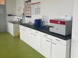 Neues In-House-Chemielabor am Standort Dresden eröffnet